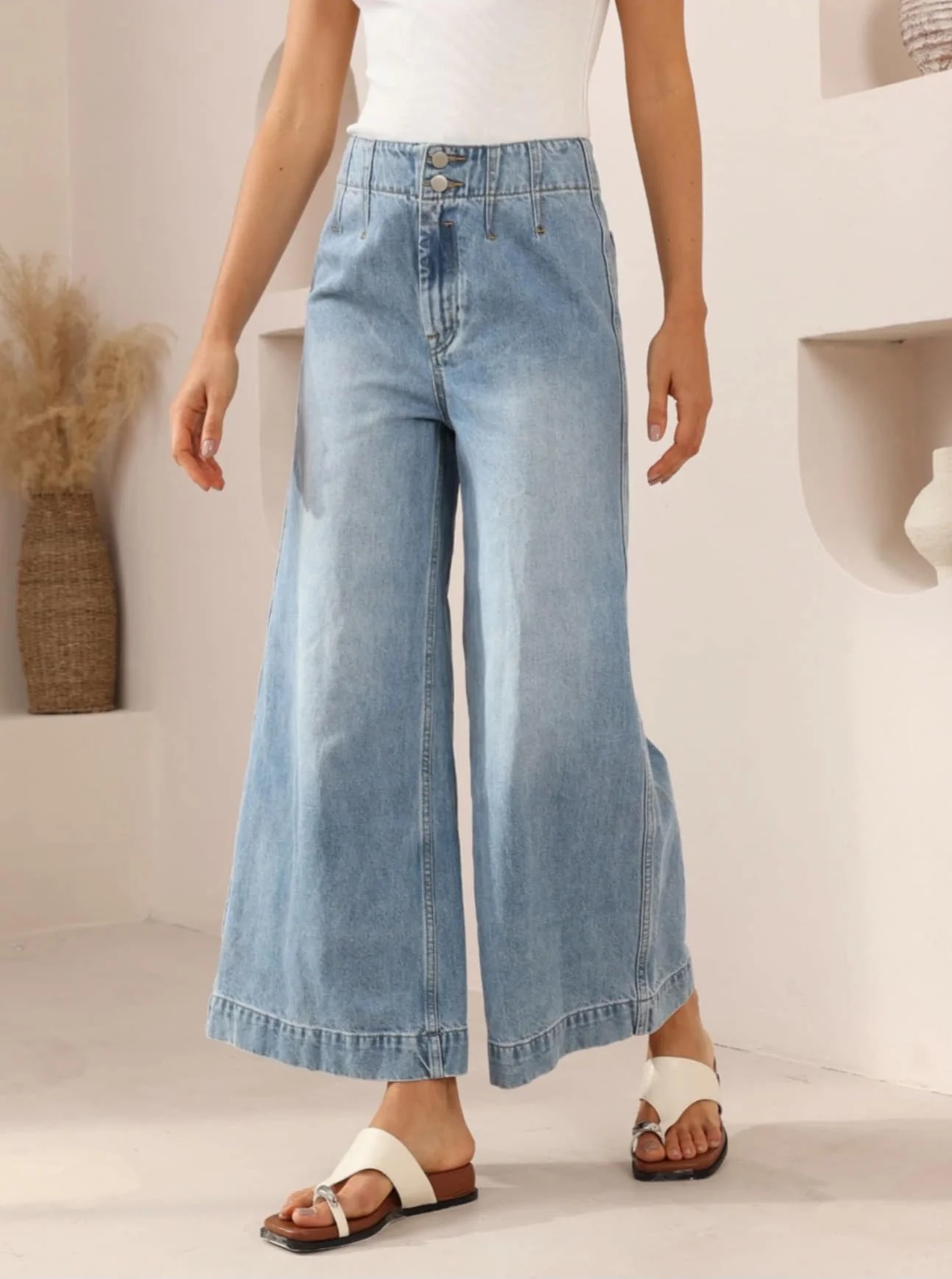 Iris Maxi Sophie Non-Stretch Mid- High Rise Wide Leg Denim Jeans - Light Blue - Image 3
